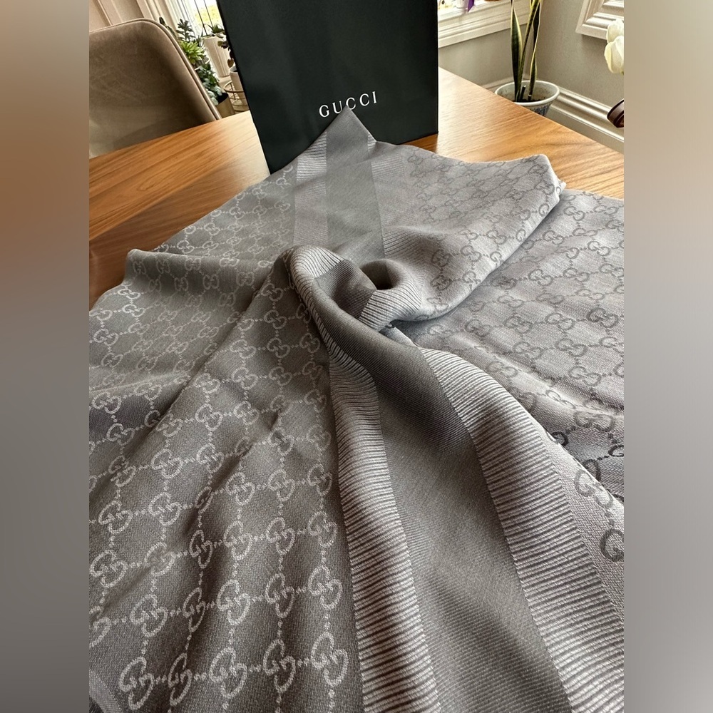 SOLD Authentic Gucci Grey & Pearl Big Square Scarf Limited Edition From Italy